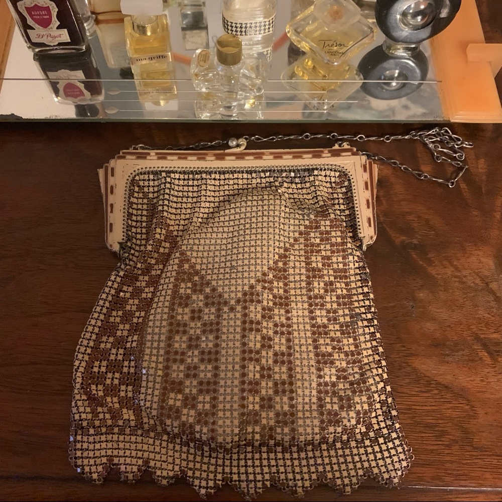 COPY - Vintage 1920s Whiting and Davis Enamel Mesh Purse